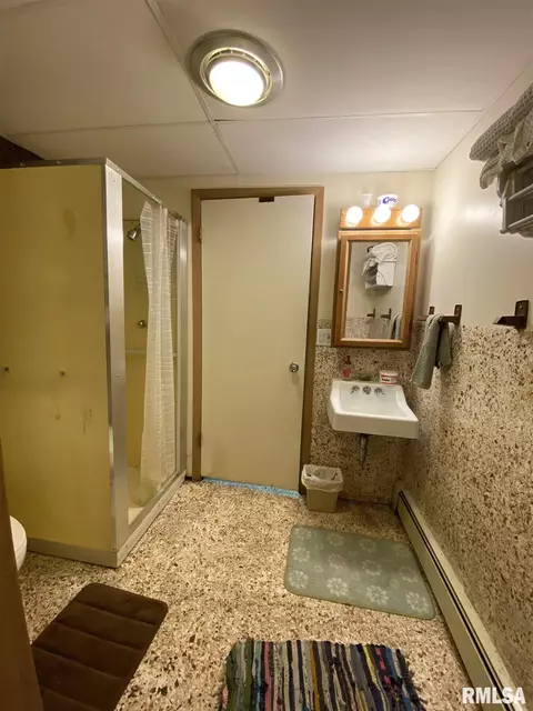 232 N Verzel Dr, Macomb, IL 61455 photo 28