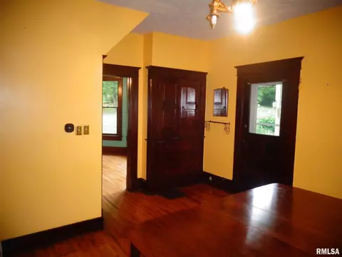 812 S Vennum St, Eureka, IL 61530 photo 8