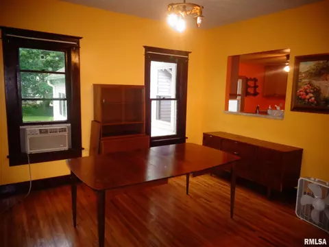 812 S Vennum St, Eureka, IL 61530 photo 10