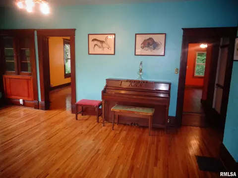 812 S Vennum St, Eureka, IL 61530 photo 7