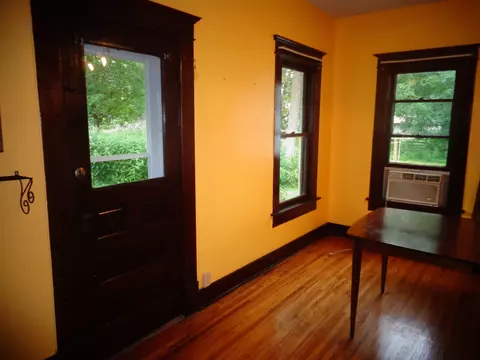 812 S Vennum St, Eureka, IL 61530 photo 9