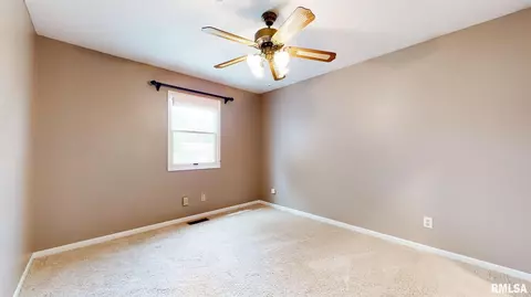812 E Kay St, Morton, IL 61550 photo 20