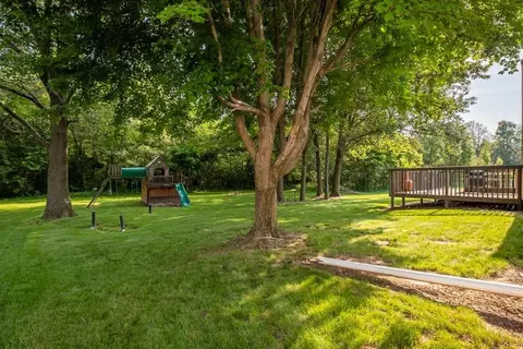 9447 W Guinivere Dr, Mapleton, IL 61547 photo 4