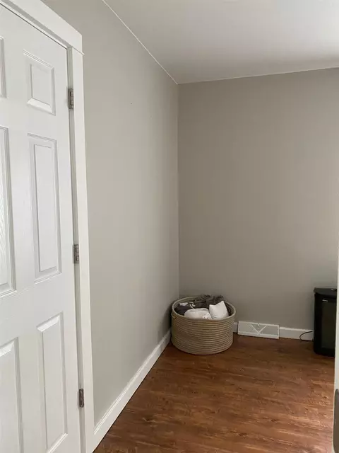 1401 E Beach St, Peoria, IL 61615 photo 10