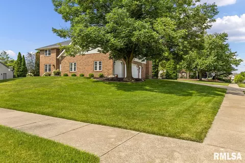 424 Stoneway Dr, Morton, IL 61550 photo 3
