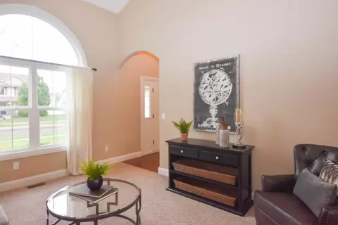 1425 Willow Dr, Washington, IL 61571 photo 7