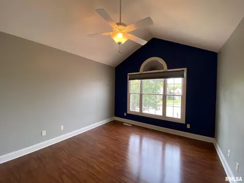 2201 W Pinnacle Dr, Dunlap, IL 61525 photo 25