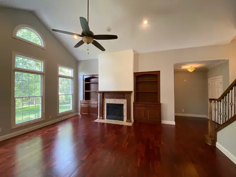 2201 W Pinnacle Dr, Dunlap, IL 61525 photo 9