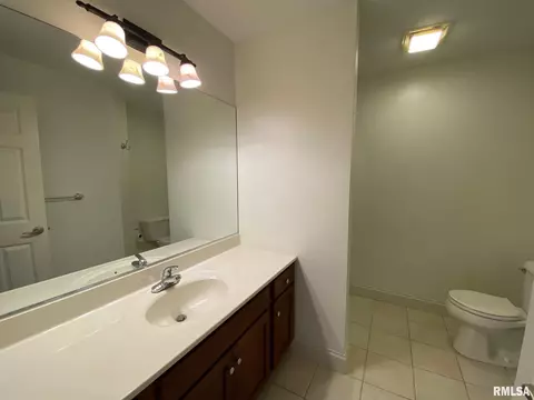 2201 W Pinnacle Dr, Dunlap, IL 61525 photo 36