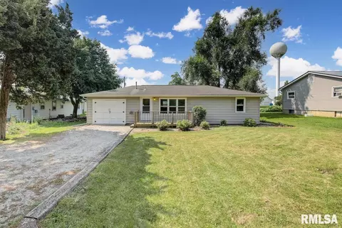 211 E Van Alstine St, Secor, IL 61771 photo 1