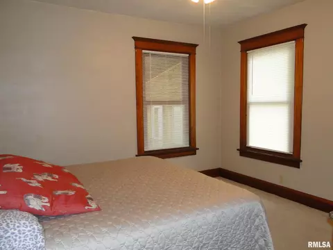 414 S Randolph St, Macomb, IL 61455 photo 14