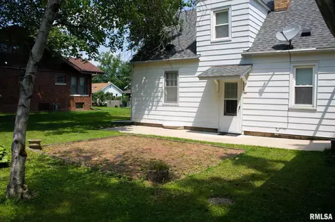 404 W Center St, Eureka, IL 61530 photo 30