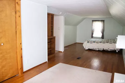 404 W Center St, Eureka, IL 61530 photo 22