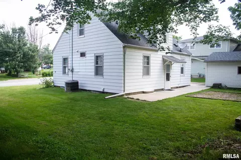 404 W Center St, Eureka, IL 61530 photo 32