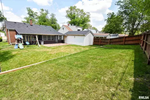 818 E Willcox Ave, Peoria, IL 61603 photo 24
