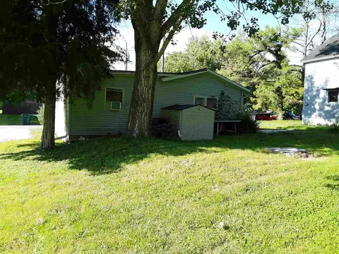927 E Oak St, Macomb, IL 61455 photo 20