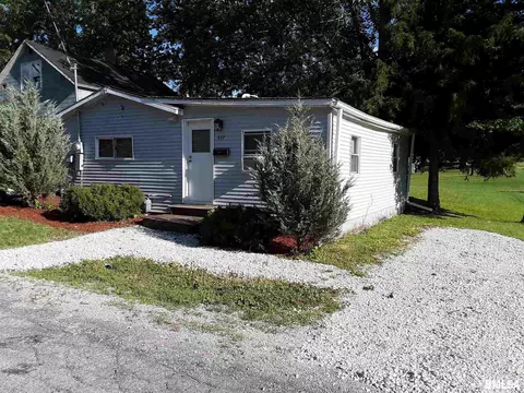 927 E Oak St, Macomb, IL 61455 photo 18