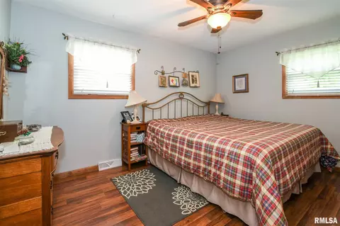 916 E Madison St, Morton, IL 61550 photo 27