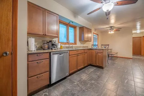410 Highview Dr, Eureka, IL 61530 photo 7
