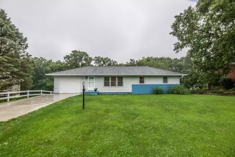 410 Highview Dr, Eureka, IL 61530 photo 1