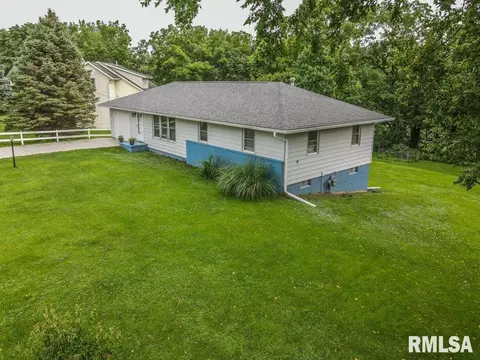 410 Highview Dr, Eureka, IL 61530 photo 20