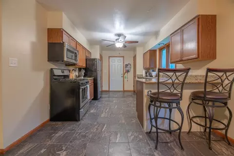 410 Highview Dr, Eureka, IL 61530 photo 4