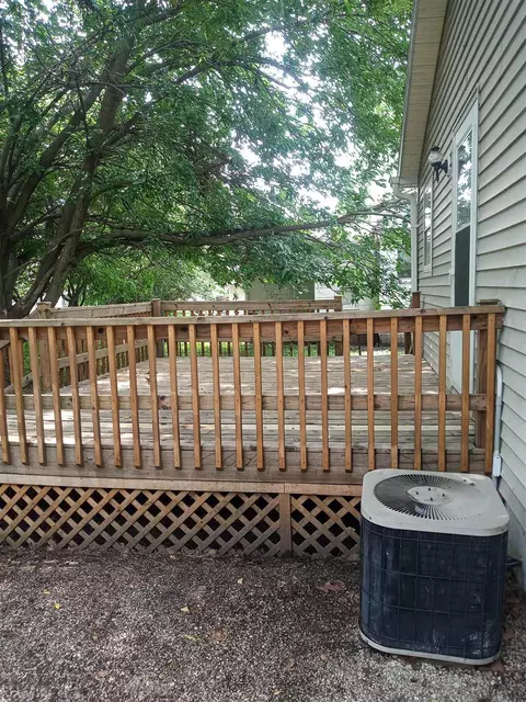 31 S 8th Ave, Canton, IL 61520 photo 5