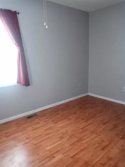 31 S 8th Ave, Canton, IL 61520 photo 14
