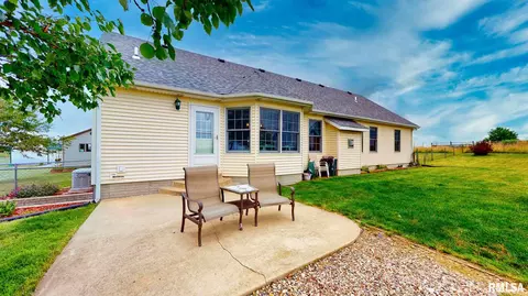 2139 County Road 700 N, Secor, IL 61771 photo 9
