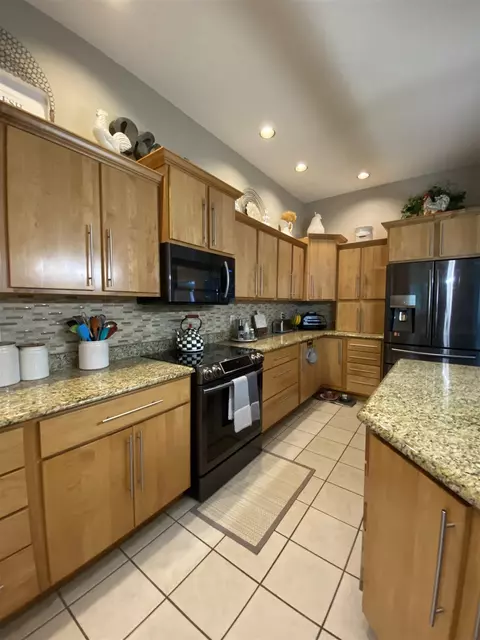 235 Hillview Dr, Macomb, IL 61455 photo 17