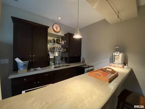 235 Hillview Dr, Macomb, IL 61455 photo 37