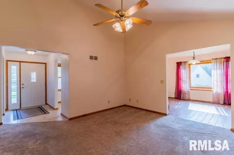 10410 W Sir Tristram Ct, Mapleton, IL 61547 photo 5