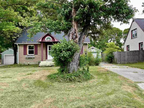 515 Sunset Blvd, Eureka, IL 61530 photo 1