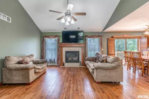 5126 S Chesterfield Ct, Mapleton, IL 61547 photo 3