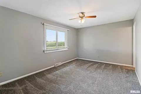 4425 W Simpson Dr, Dunlap, IL 61525 photo 11