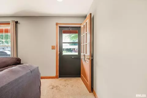 935 E Madison St, Morton, IL 61550 photo 13
