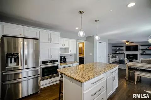 6832 N Buckeye Dr, Edwards, IL 61528 photo 9