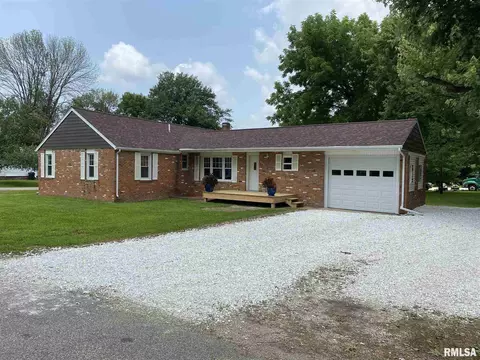 420 E Mechanic St, Ipava, IL 61441 photo 1