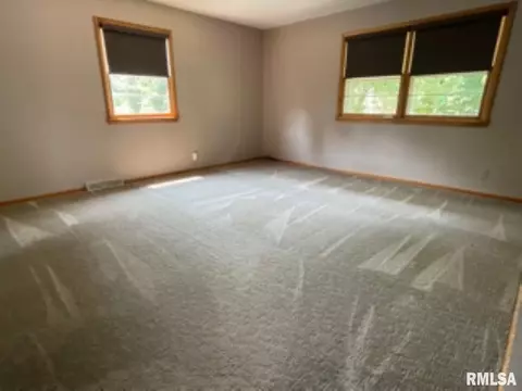 617 Memorial Dr, Macomb, IL 61455 photo 29