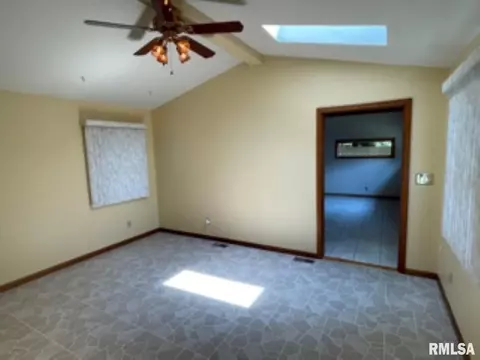 617 Memorial Dr, Macomb, IL 61455 photo 20