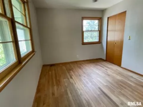 617 Memorial Dr, Macomb, IL 61455 photo 23