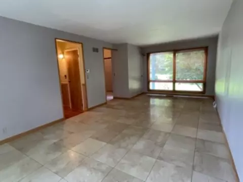 617 Memorial Dr, Macomb, IL 61455 photo 8