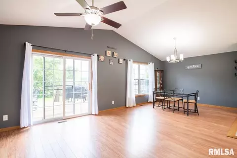 9510 W Pellinore Ct, Mapleton, IL 61547 photo 2