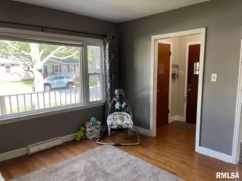 729 S Madison St, Macomb, IL 61455 photo 8