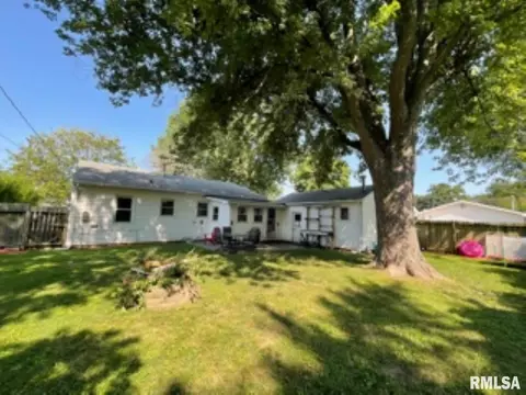 729 S Madison St, Macomb, IL 61455 photo 29