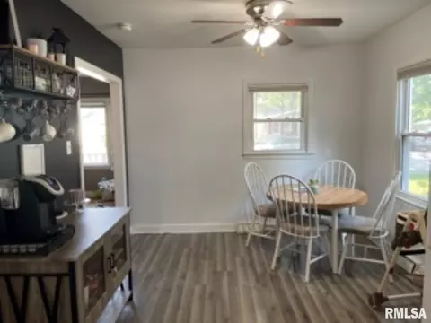 729 S Madison St, Macomb, IL 61455 photo 11