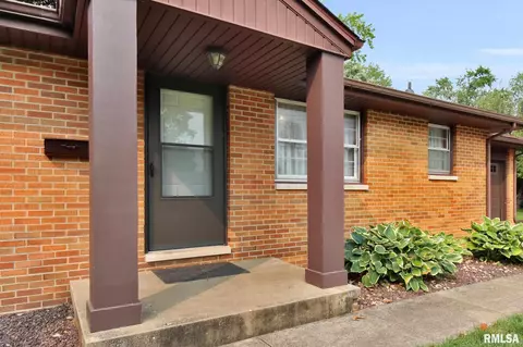 832 Sunset Rd, Morton, IL 61550 photo 2