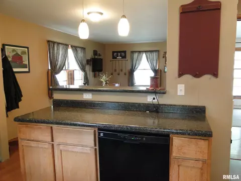 228 N Lamoine St, Macomb, IL 61455 photo 11