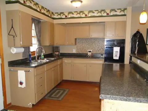 228 N Lamoine St, Macomb, IL 61455 photo 9