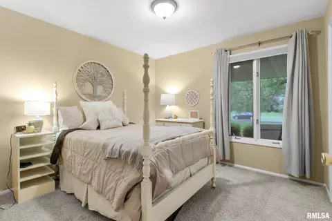 90 Maple Ridge Dr, Morton, IL 61550 photo 33